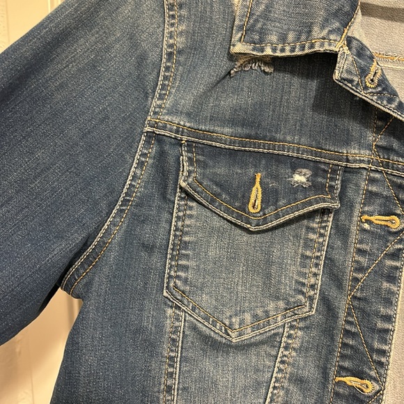 Jean jacket - Picture 3 of 4